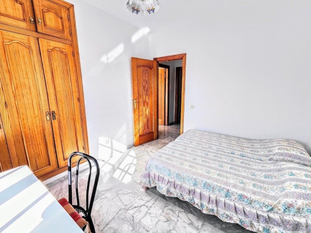 4 Bedrooms Villa in Benalmadena Costa