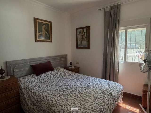 6 Bedrooms Villa in Estepona