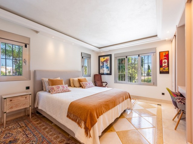 4 Makuuhuoneen Huvila San Pedro de Alcántara