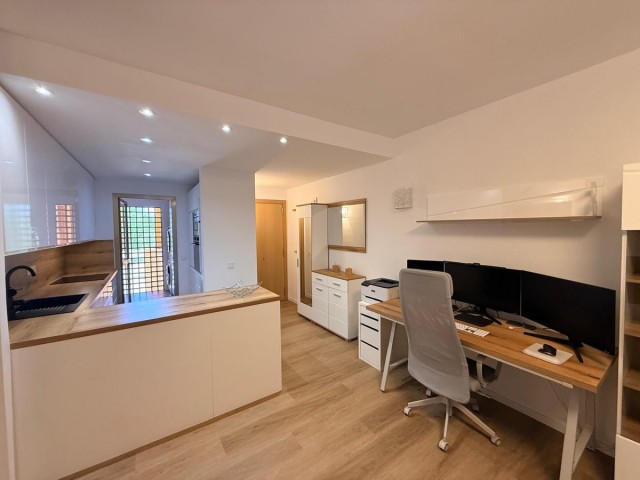 2 Bedrooms Apartment in Estepona