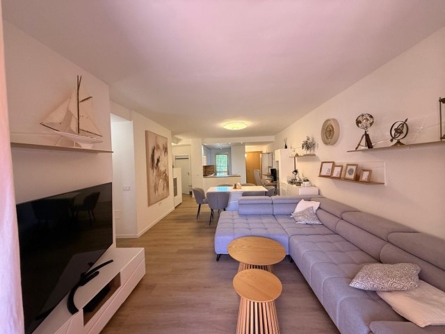 2 Bedrooms Apartment in Estepona