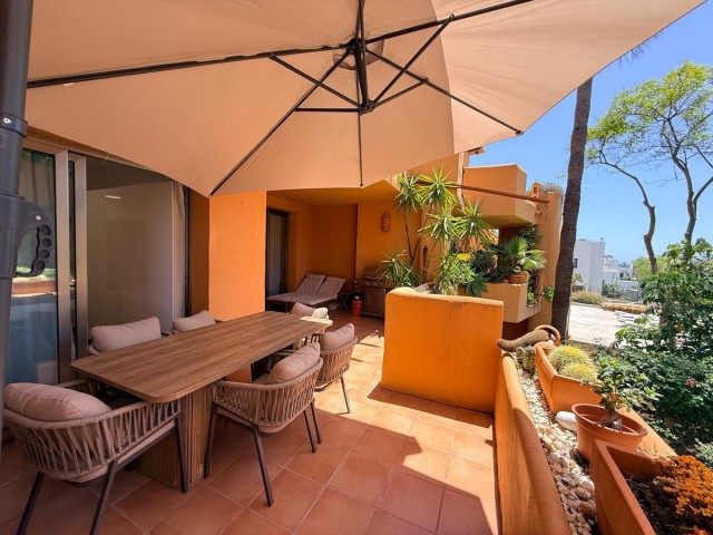2 Bedrooms Apartment in Estepona
