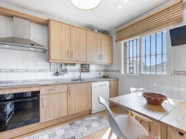 4 Bedrooms Townhouse in Marbella