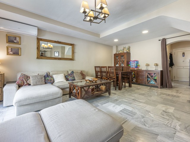 4 Bedrooms Townhouse in Marbella