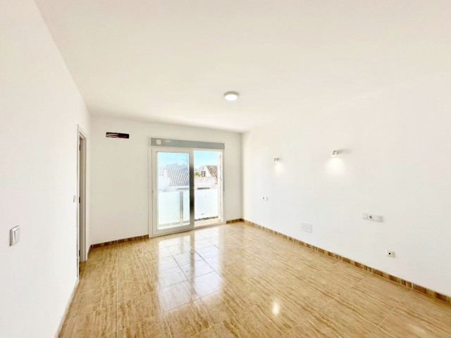 4 Schlafzimmer Reihenhaus in Los Boliches