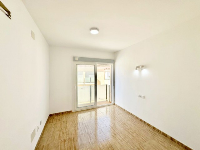 4 Schlafzimmer Reihenhaus in Los Boliches