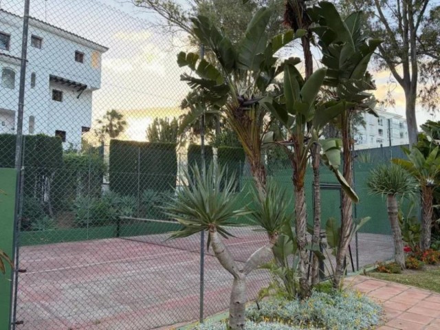 2 Schlafzimmer Apartment in Puerto Banús