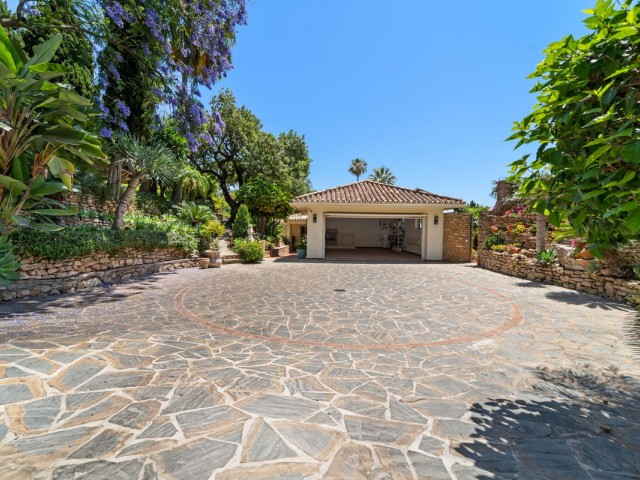 8 Schlafzimmer Villa in Benalmadena