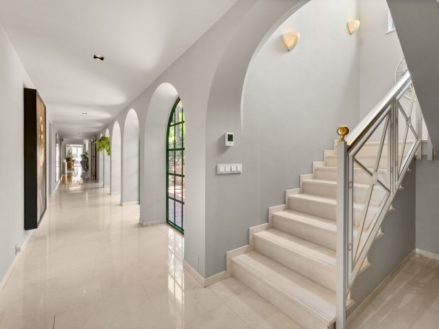 8 Schlafzimmer Villa in Benalmadena