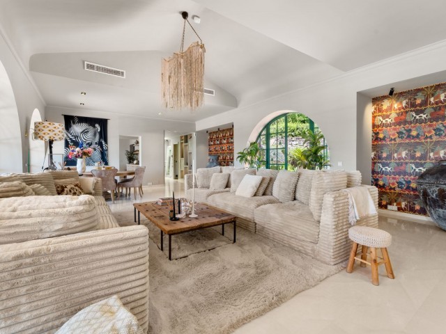 8 Schlafzimmer Villa in Benalmadena