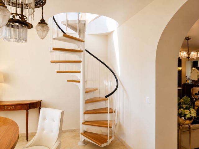 2 Bedrooms Apartment in Guadalmina Alta