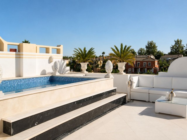 2 Bedrooms Apartment in Guadalmina Alta