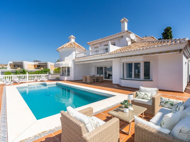 Villa, El Chaparral