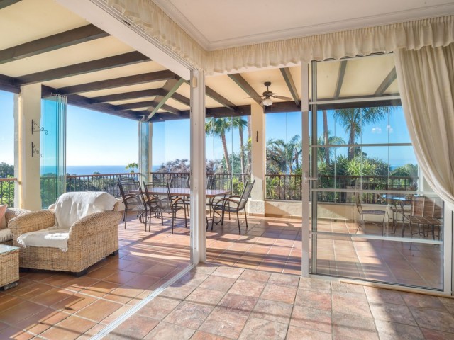 8 Schlafzimmer Villa in Altos de los Monteros
