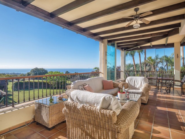 8 Schlafzimmer Villa in Altos de los Monteros