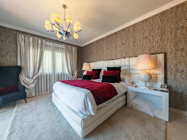 4 Schlafzimmer Villa in Elviria