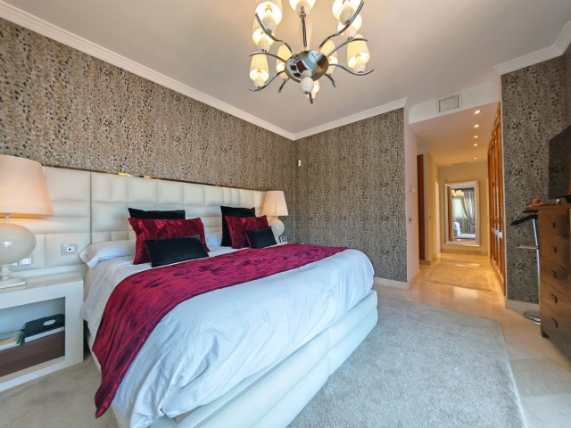 4 Schlafzimmer Villa in Elviria