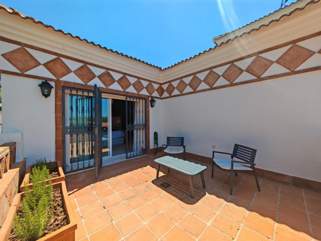 4 Schlafzimmer Villa in Elviria
