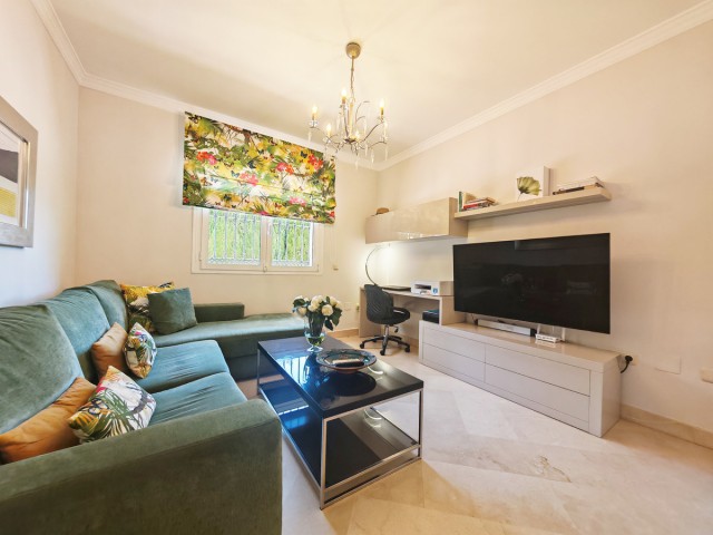 4 Schlafzimmer Villa in Elviria