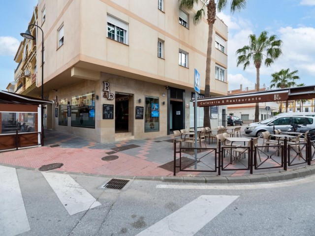 Comercial con 0 Dormitorios  en Mijas
