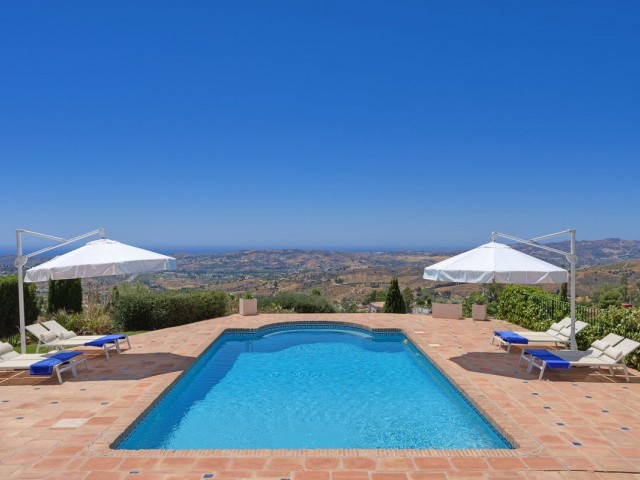 6 Schlafzimmer Villa in Mijas