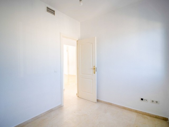 Penthouse avec 2 Chambres  à Torrequebrada