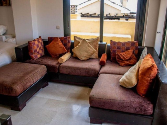 3 Makuuhuoneen Huoneisto Costalita