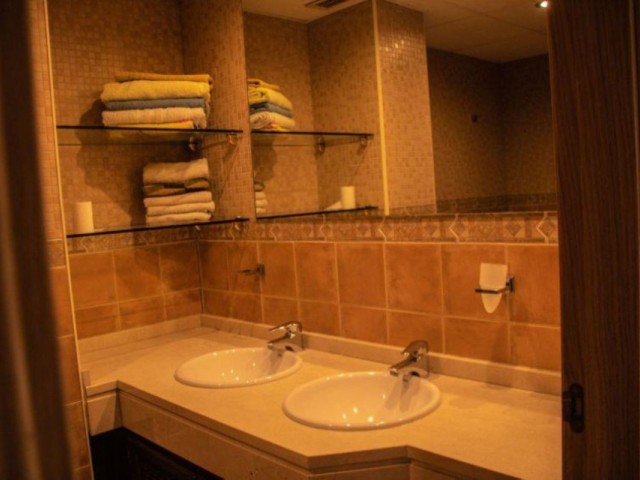 3 Makuuhuoneen Huoneisto Costalita