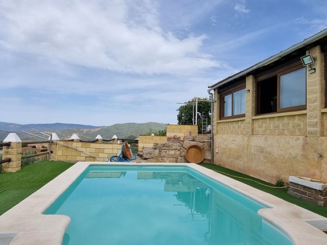 3 Bedrooms Villa in Casares