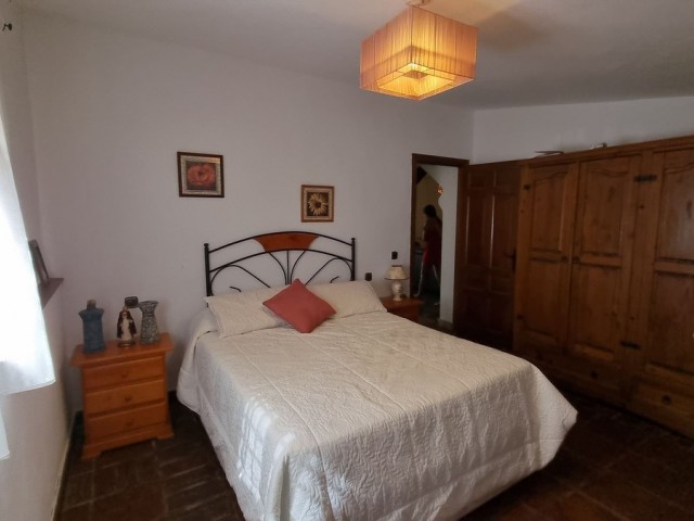 3 Bedrooms Villa in Casares