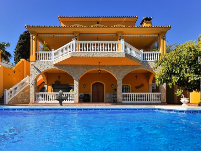 5 Soveroms Villa i Mijas Costa