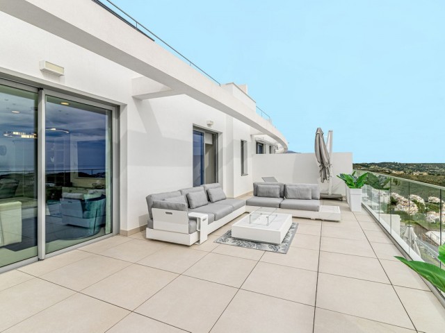 Penthouse avec 2 Chambres  à Calanova Golf