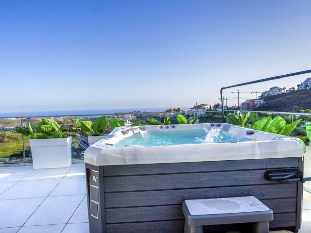 Penthouse avec 2 Chambres  à Calanova Golf