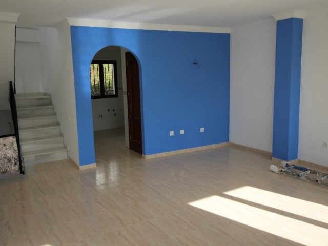 Villa avec 8 Chambres  à Algarrobo