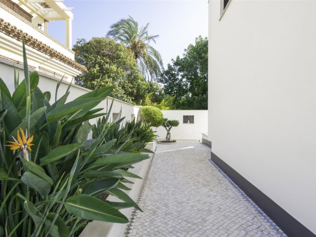 3 Bedrooms Villa in Torremolinos