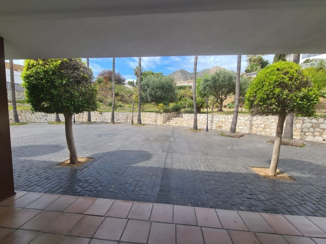 Villa con 8 Dormitorios  en La Capellania