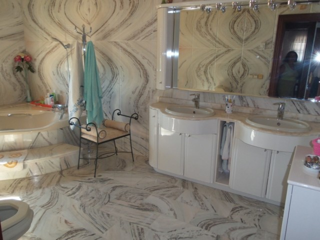 5 Schlafzimmer Villa in Alhaurín de la Torre