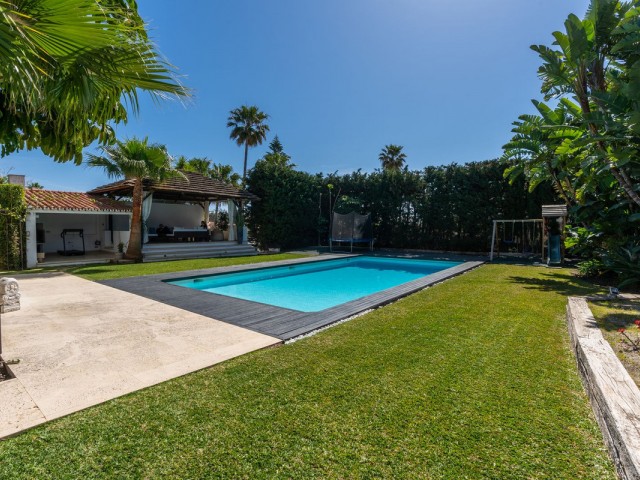 5 Bedrooms Villa in Costalita