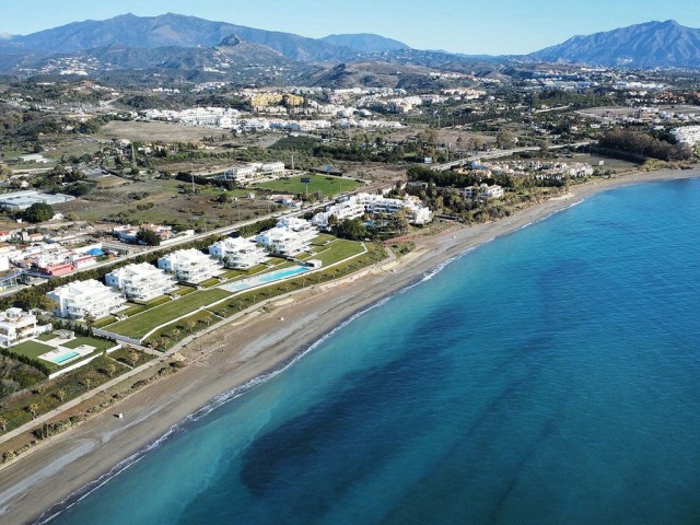 4 Bedrooms Villa in Estepona