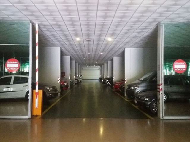 Comercial con 0 Dormitorios  en Málaga