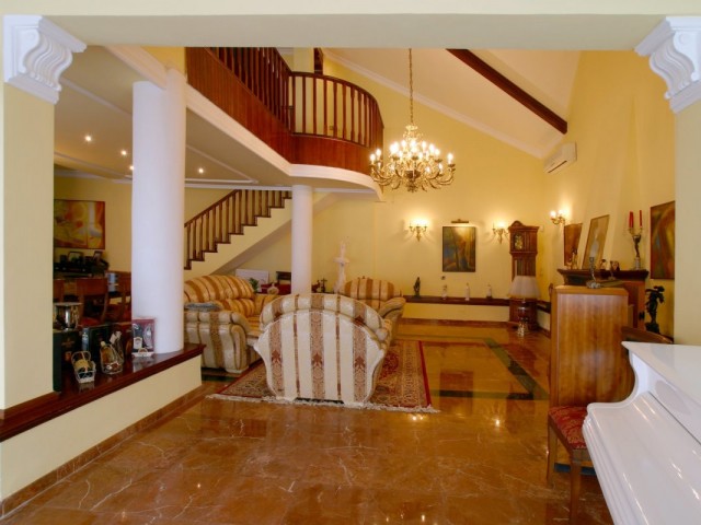 5 Bedrooms Villa in Málaga