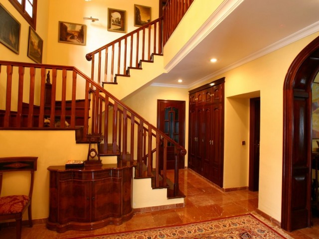 5 Bedrooms Villa in Málaga