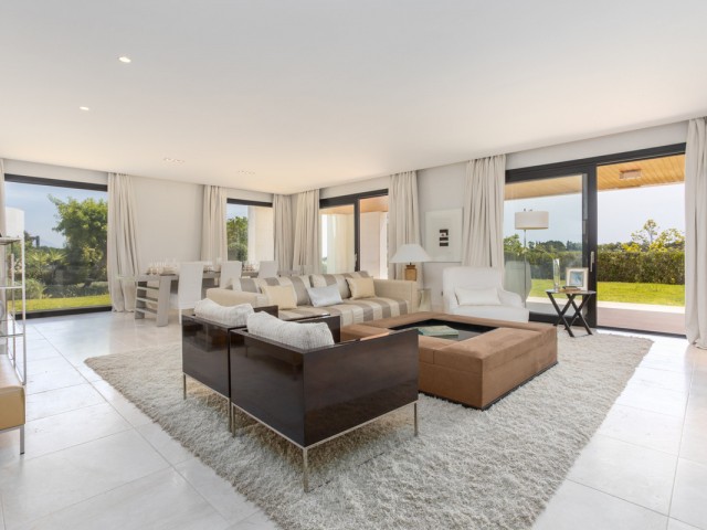 3 Bedrooms Apartment in Sotogrande