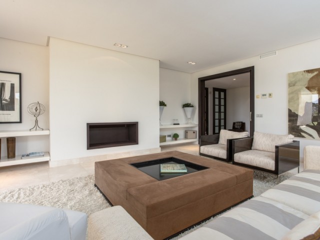 3 Bedrooms Apartment in Sotogrande