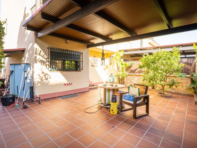 Adosado con 3 Dormitorios  en Cancelada