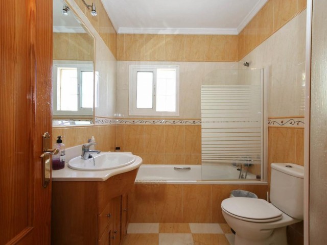5 Schlafzimmer Villa in Alhaurín de la Torre