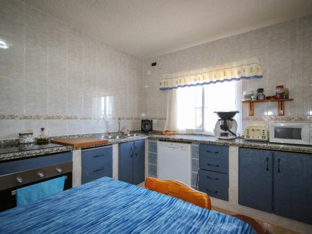 Villa avec 5 Chambres  à Alhaurín de la Torre