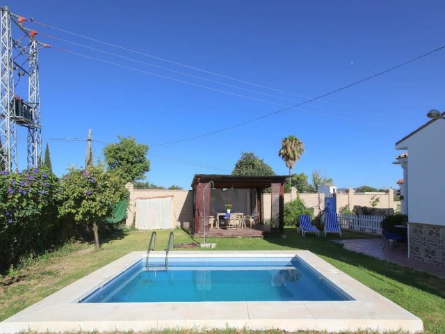 Villa avec 5 Chambres  à Alhaurín de la Torre