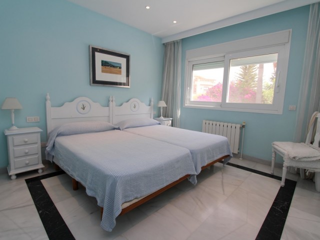 6 Bedrooms Villa in San Pedro de Alcántara