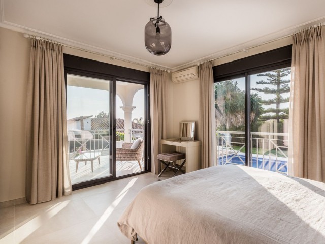 5 Bedrooms Villa in Río Real